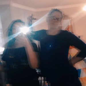 Meet your Posher, Halley